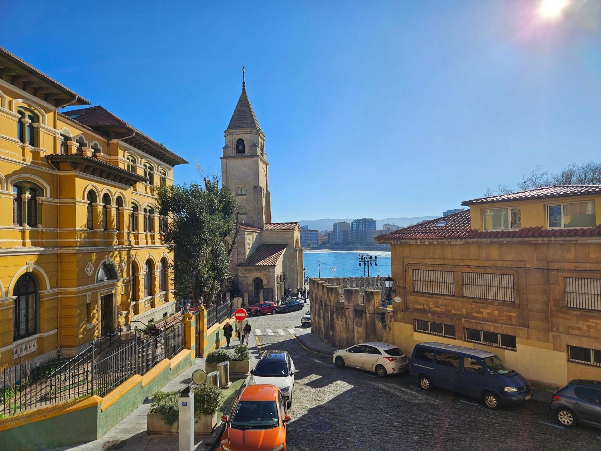 130A - Precioso Apartamento En Cimadevilla Gijón Exteriör bild